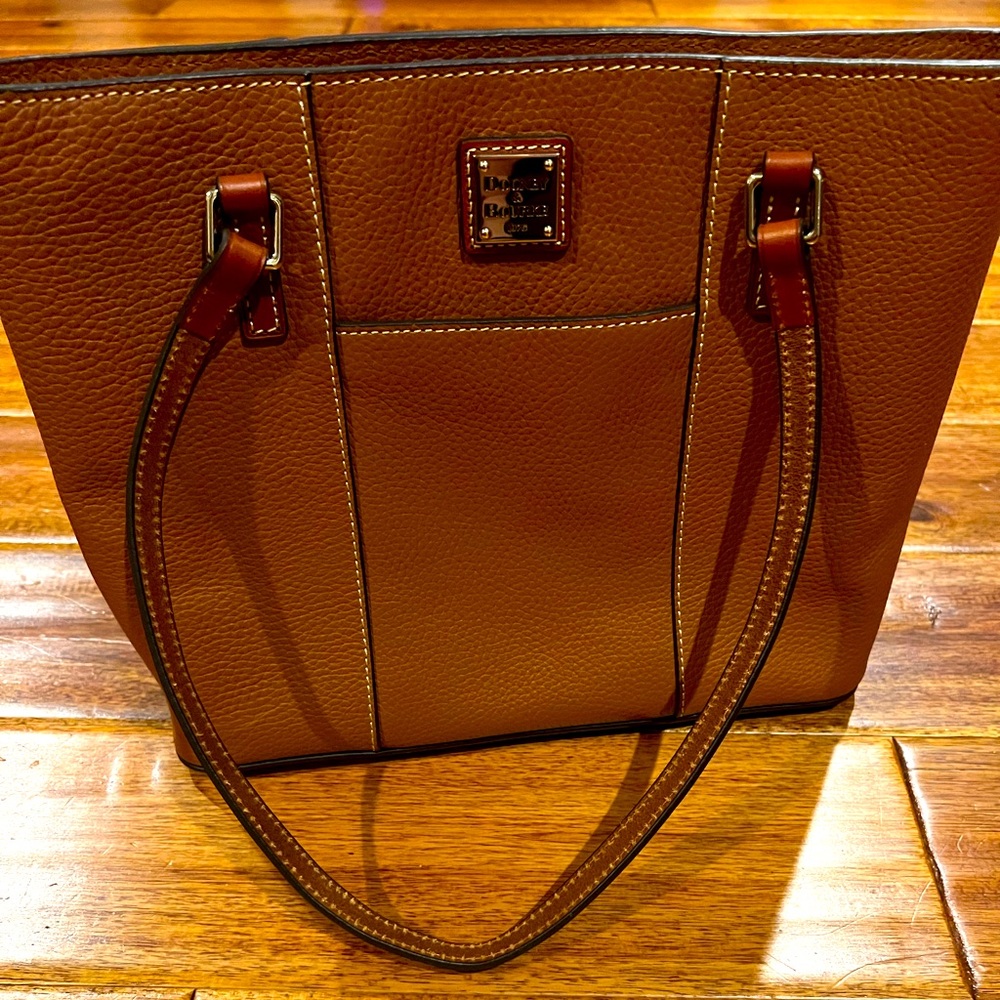 Dooney and Burke tan leather purse with wallet like new